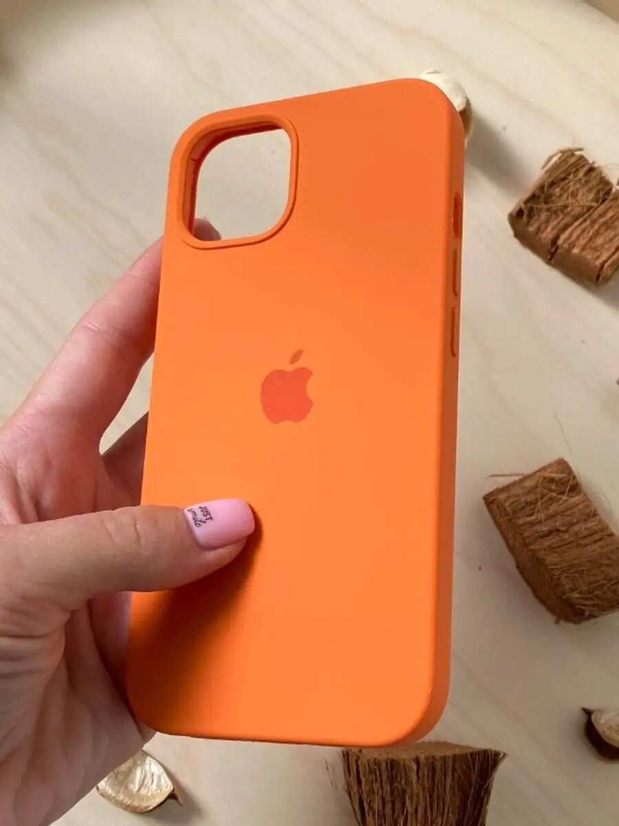 Чехол на iPhone 15 Pro силиконовый, мягкий , женский чехол, стильный чехол