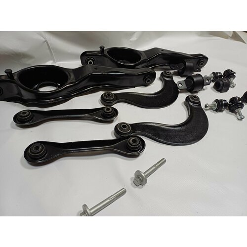 Комплект рычагов задней подвески мазда 3 бк Mazda 3 BK Ford Focus 2 фокус 2 с развальными болтами под г-образную стойку стабилизатора