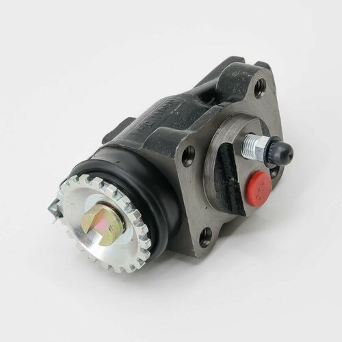 Рабочий тормозной цилиндр передний NISSAN ATLAS 40*51, диаметр 41, с прокачкой правый, FIC