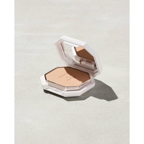 Fenty Beauty By Rihanna Пудра Pro Filt'R Soft Matte Powder Foundation, 9,1 гр. тон 200