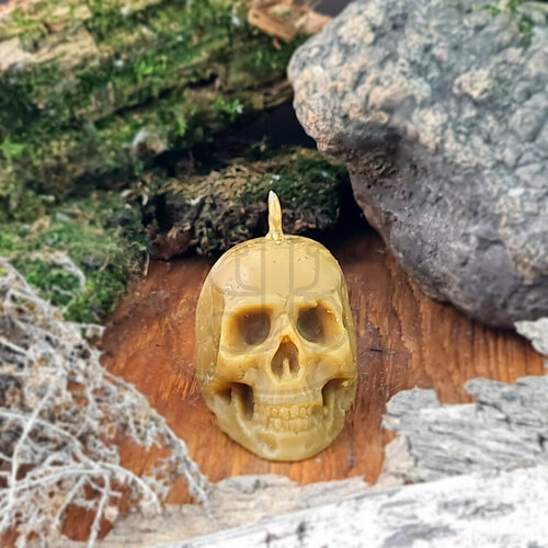 Восковая свеча Череп 555₽