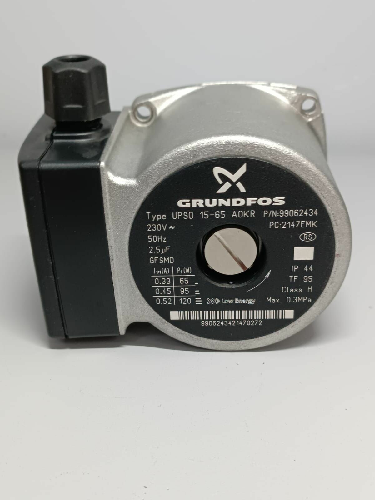фото Двигатель насоса Grundfos 15-65 (65-95-120w)