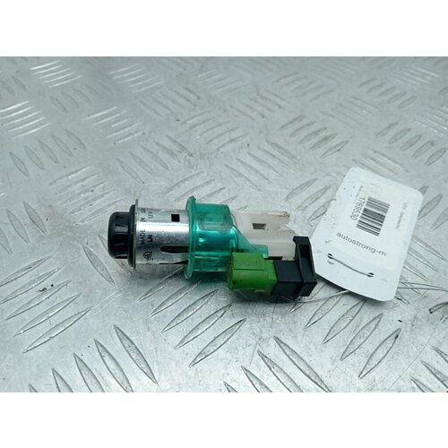 Прикуриватель Skoda Fabia 1 1J0919309 арт.1769530