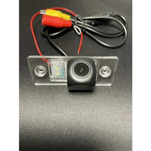 Камера заднего вида для VW Skoda Porsche 170400₽