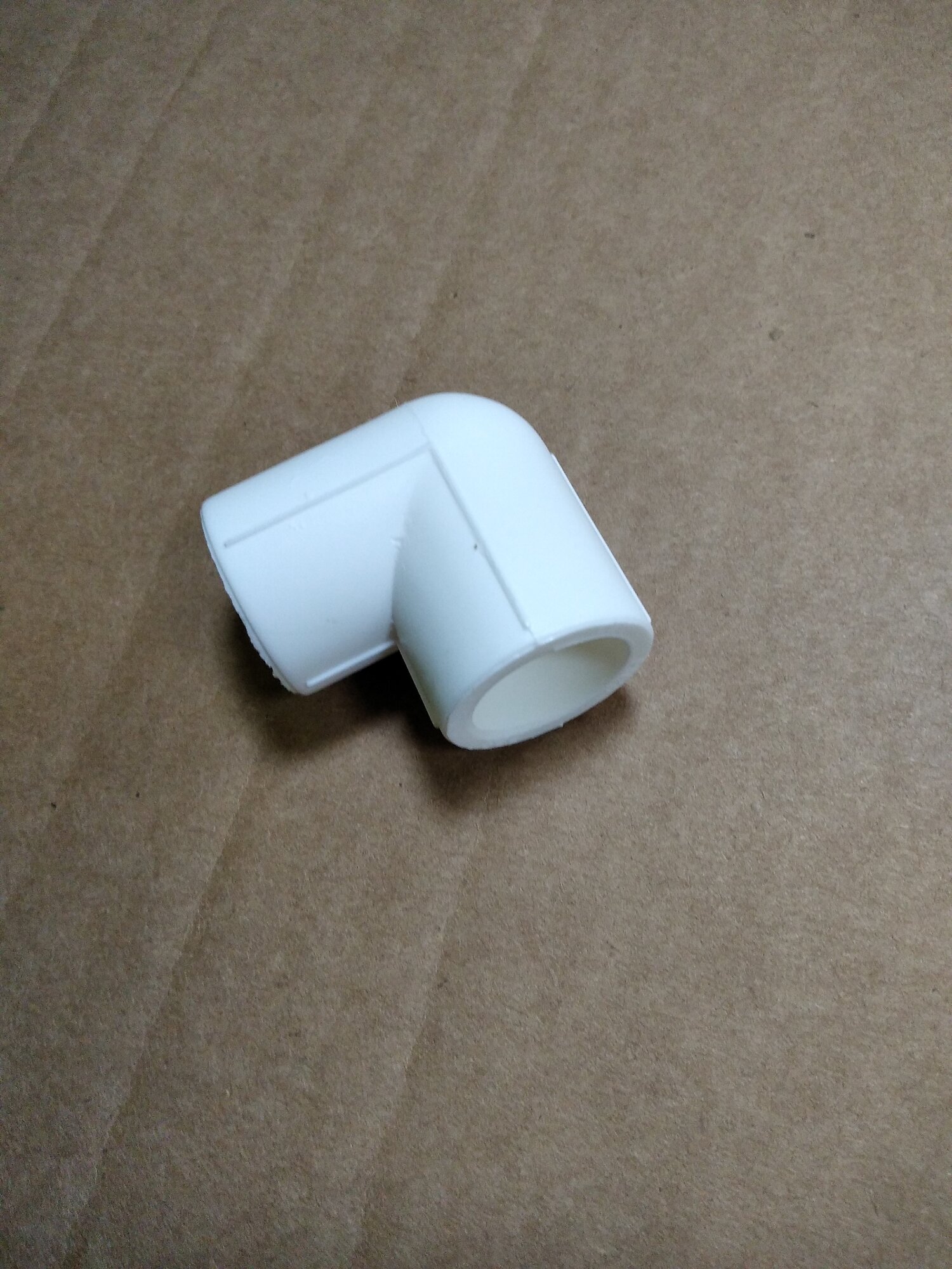 Угол полипропиленовый 20 90 градусов PPRC Meerplast под пайку