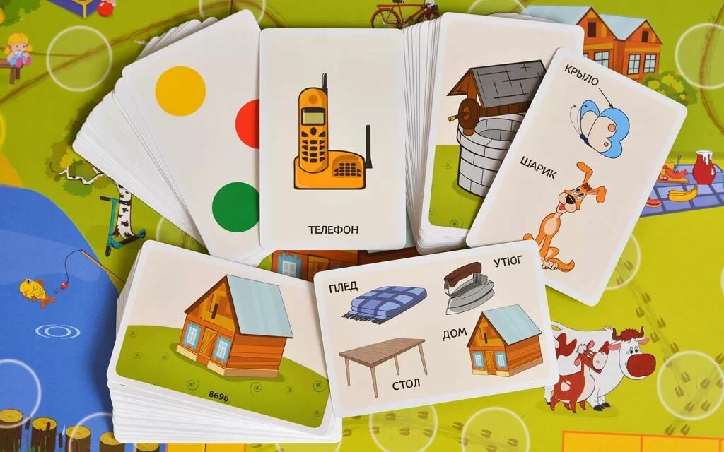 Настольная игра Простоквашино: Читаем по слогам, 64 карты, 127 бумажных жетонов букв и слогов — фото 1