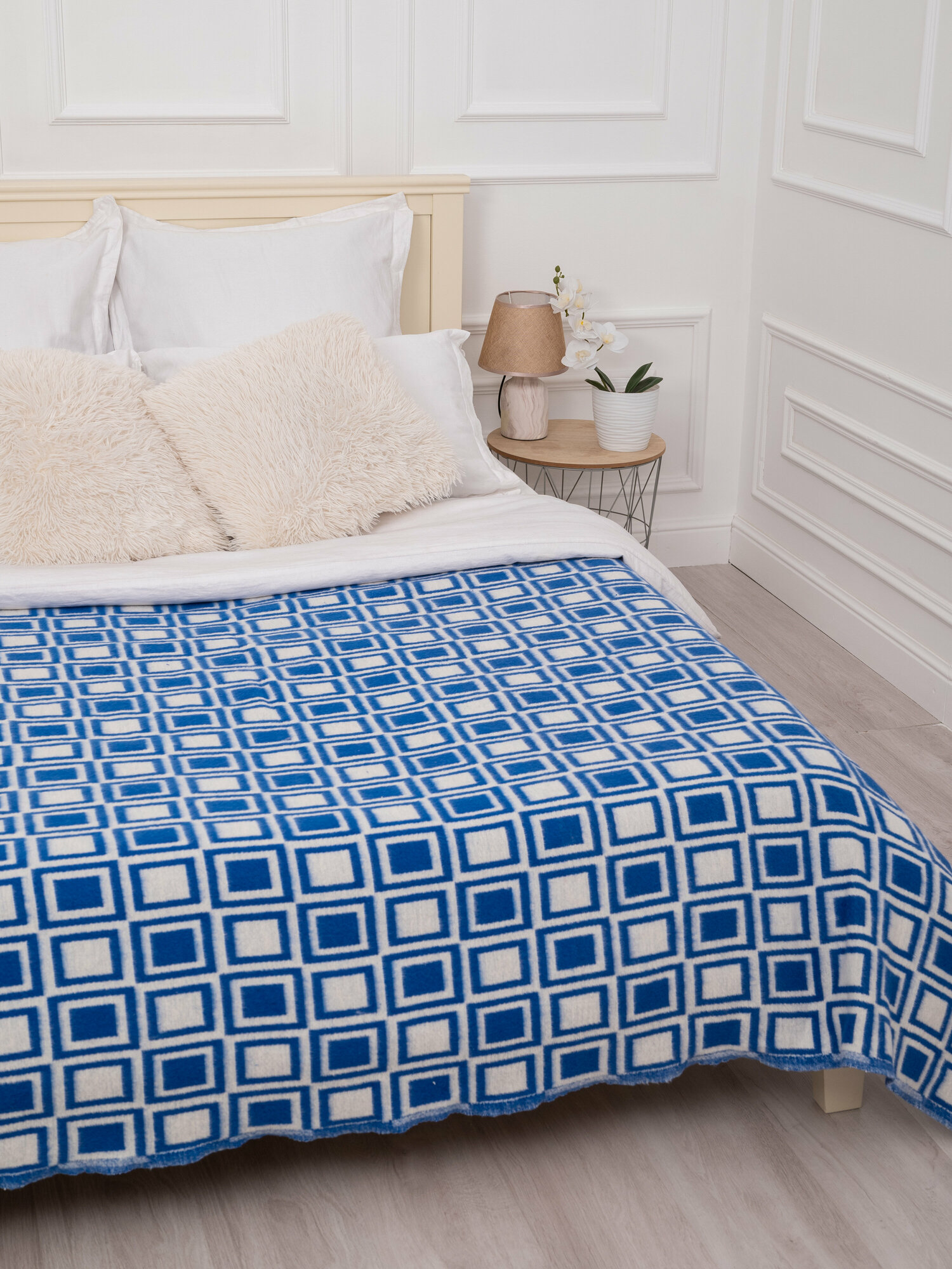Одеяло байковое 1,5 спальное (140*200см), синее, клетка - фотография № 4