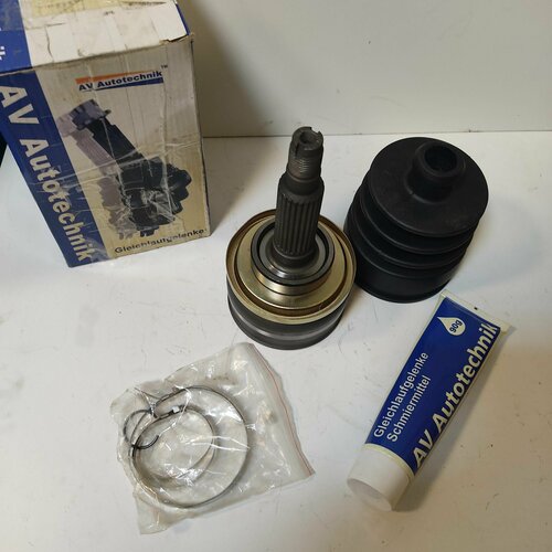 ШРУС наружный (шарнир, граната привода) комплект с пыльником, хомутами и смазкой ВАЗ 21214, 2123 Шевроле 24 шлица без АБС арт.21230-2215012-86