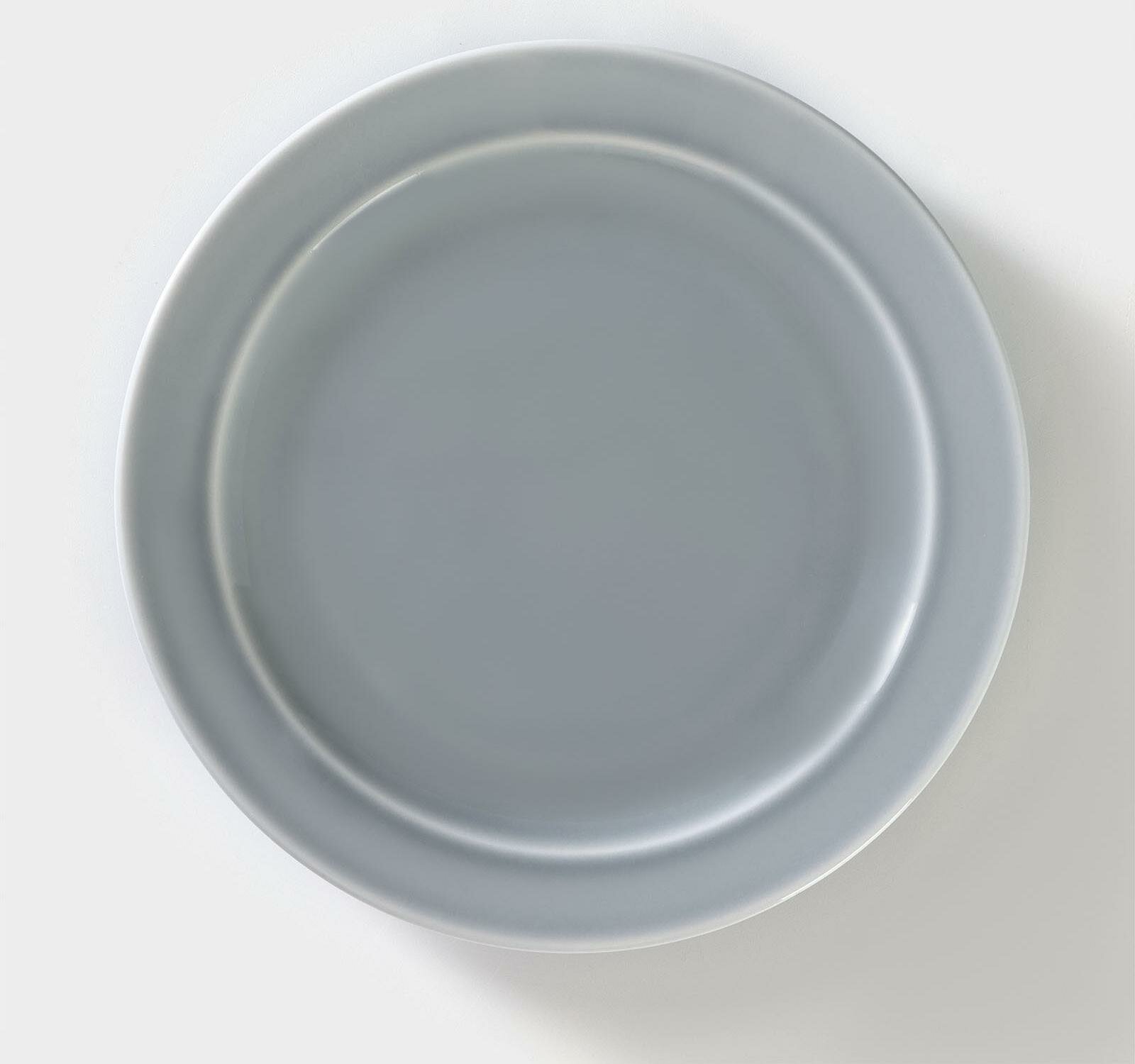 Тарелка фарфоровая "Акварель", d20 см, цвет светло-серый