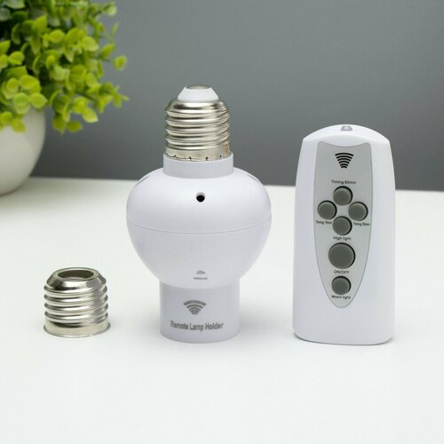 Переходник с ПДУ Некст Е27Е27Е14 15Вт белый 6х6х10см 695₽