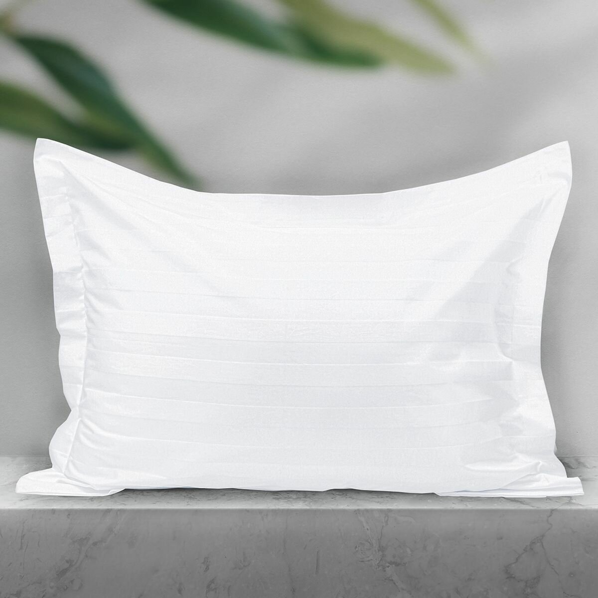 фото Наволочка HORECA на подушку 50х70 1 шт с ушами с 4х сторон (полоса 3:3), сатин-страйп, 100% хлопок, белые, монохром для комплекта постельного белья отеля, гостиницы, дачи, дома