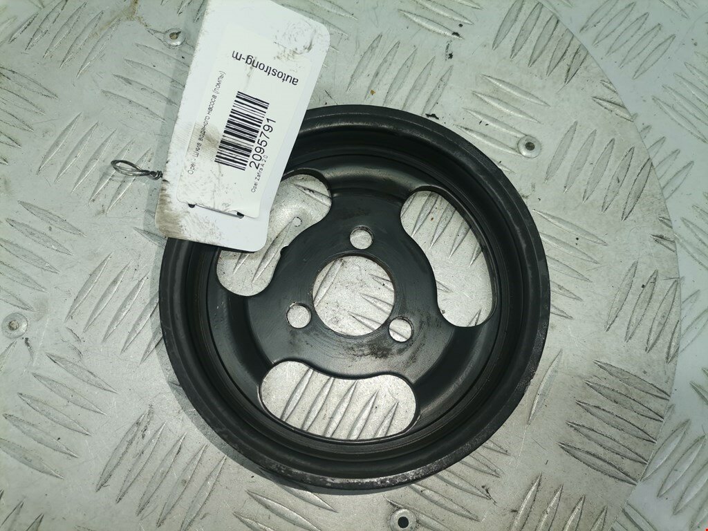 Шкив водяного насоса (помпы) Opel Zafira A 90502887 арт. 2095791