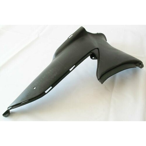 Щиток облицовочный сиденья левый пластик LU017414 item210 250₽