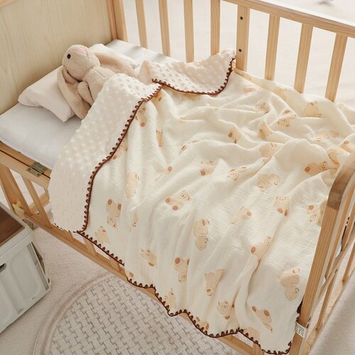 Изображение товара Детское покрывало в кроватку, 100x140 см, двухслойное, хлопок/плюш, белый с коричневым, бежевые мишки