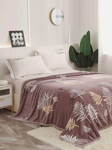 Изображение товара Плед 150х200 пушистый на кровать Lindo