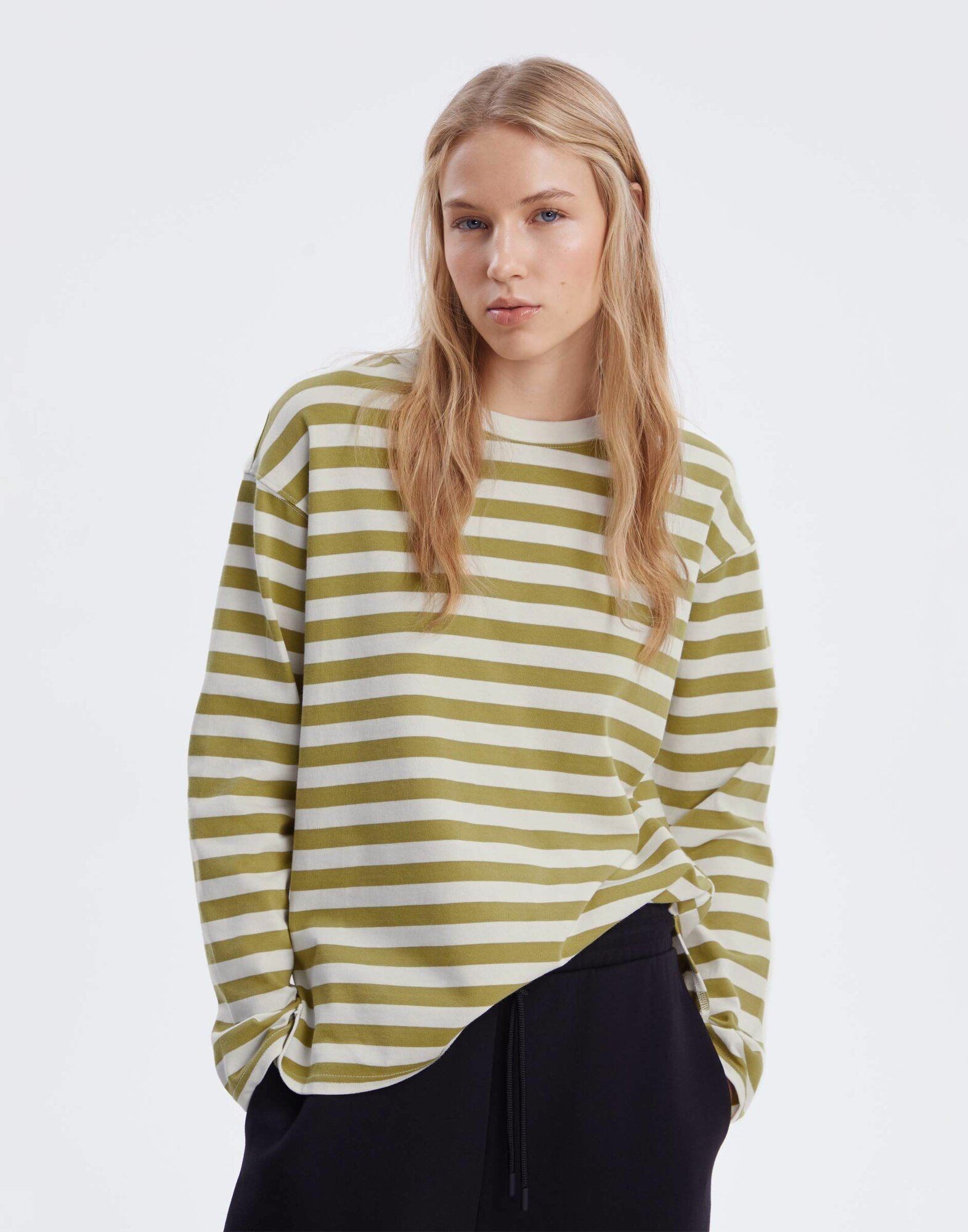 Лонгслив Gloria Jeans, размер S (40-42), , бежевый/зеленый