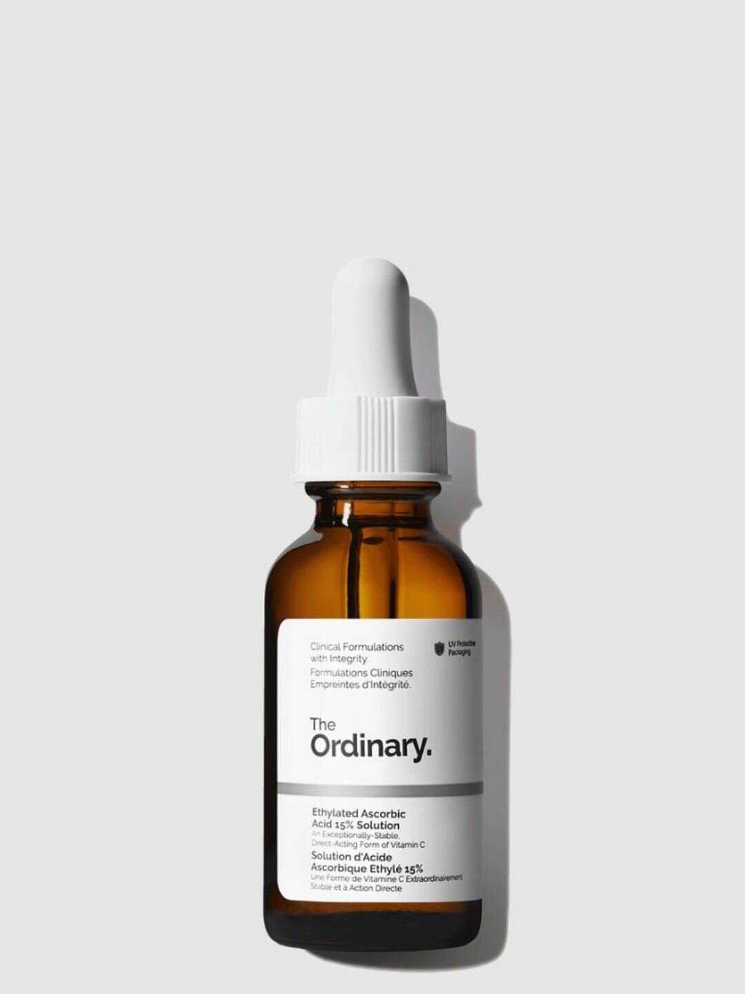 Осветляющая сыворотка для лица Ethylated Ascorbic Acid 15% Solution The Ordinary, объем 30мл, с аскорбиновой кислотой — фото 1