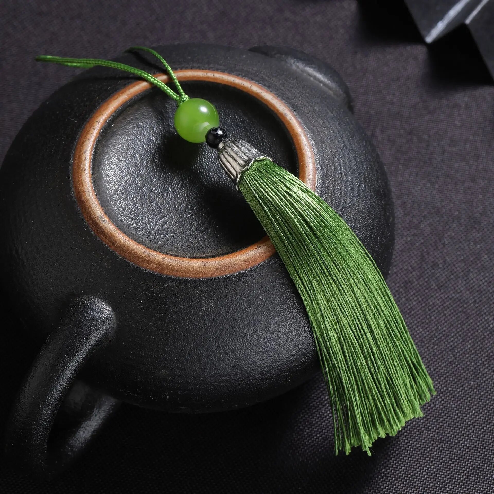 Кисточка декоративная с бусиной, 15 Military Green