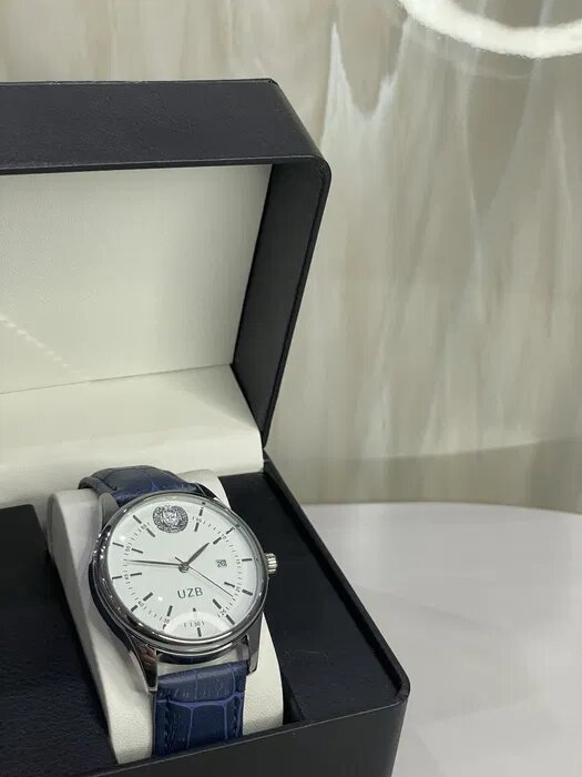 Наручные часы, белый,