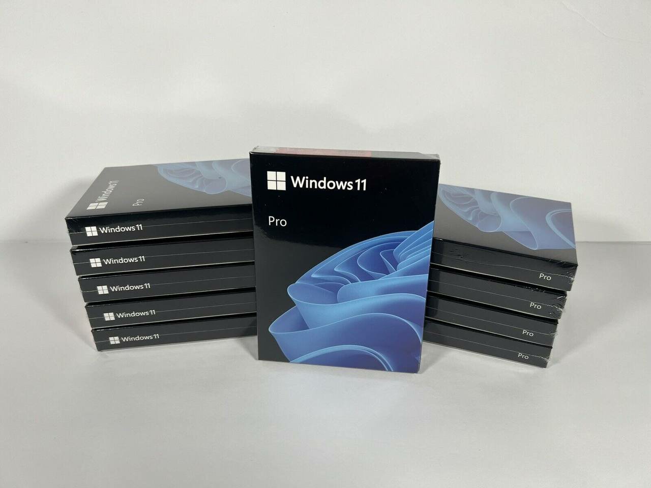 Windows 11 Pro / English International / USB box / одно устройство