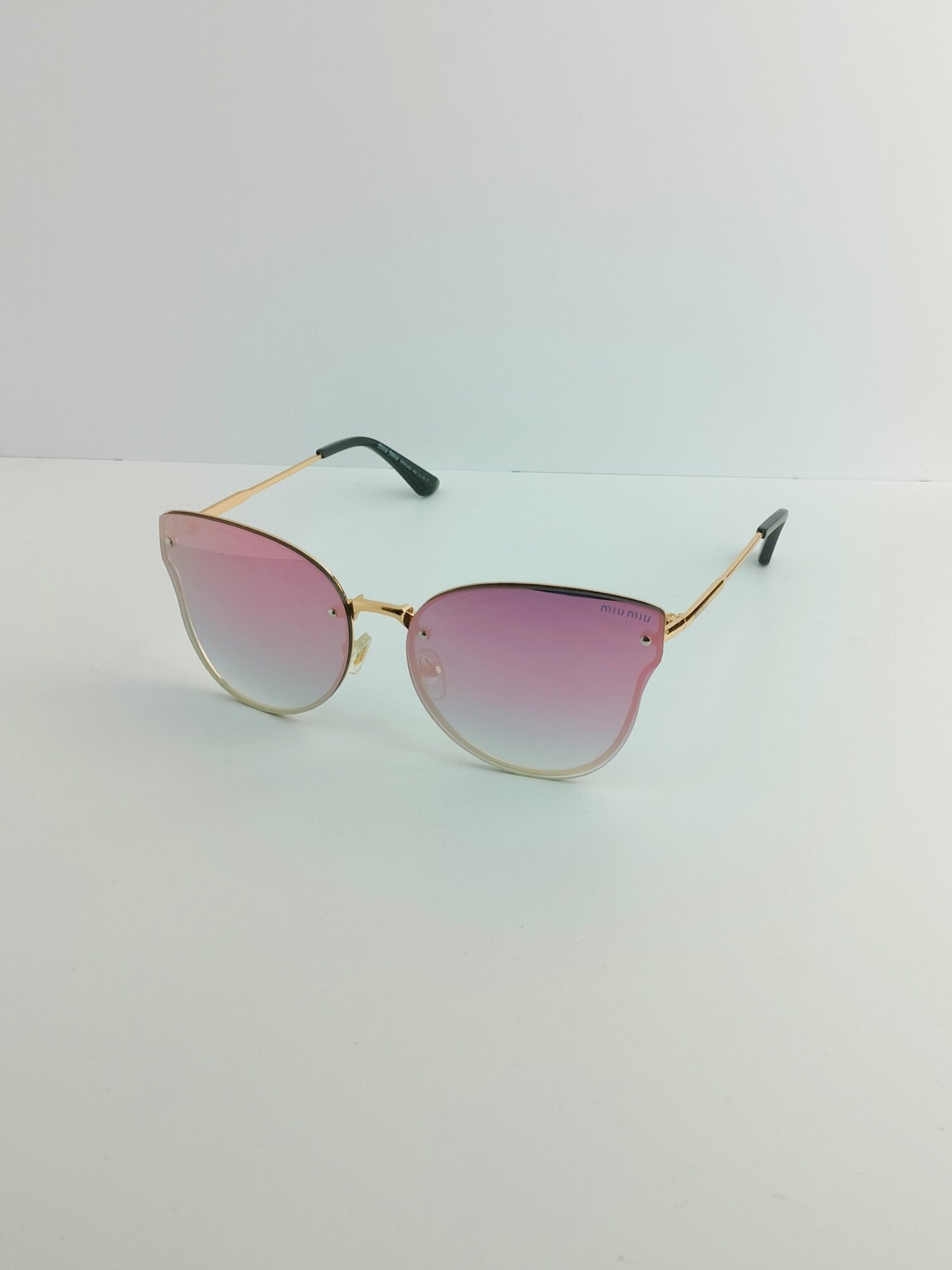 фото Солнцезащитные очки с ультрафиолетовым фильтром (UV400) без поляризации 8205-C1 коричневый