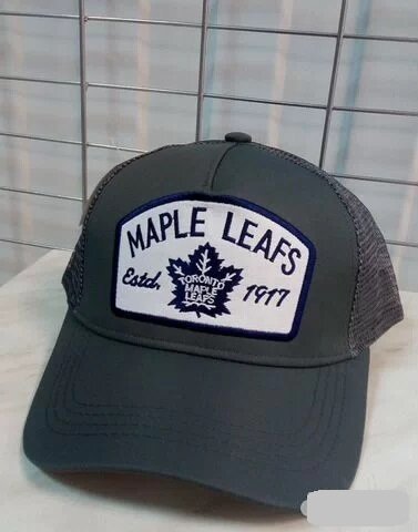 Для хоккея Торонто кепка хоккейного клуба TORONTO MAPLE LEAFS ( Канада ) бейсболка летняя в сеточку , с регулировкой размера Серая