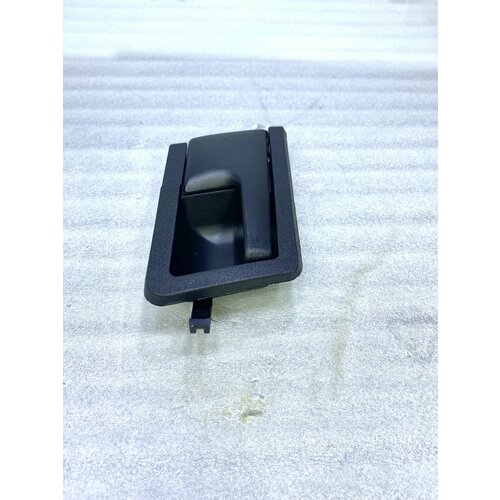 Ручка двери внутренняя правая для ам VOLKSWAGEN арт 116 292 900₽