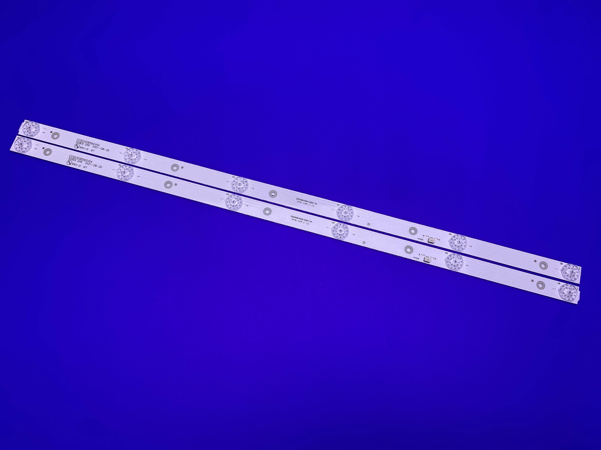 фото Светодиодная подсветка для телевизора CC02320D562V04 CC02320D562V08