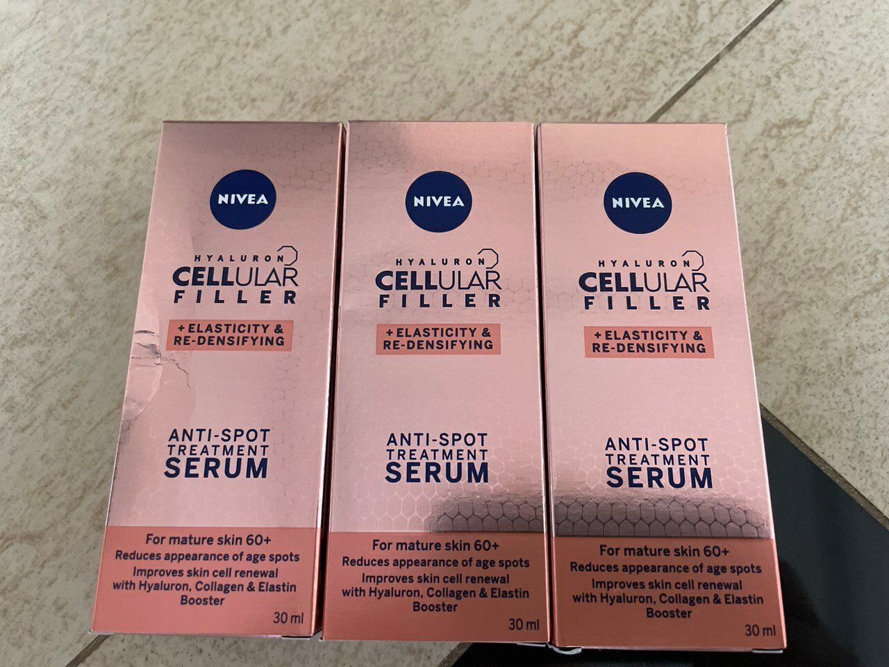 Сыворотка против пигментации Nivea Hyaluron Cellular Filler для зрелой кожи