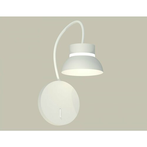 Комплект настенного светильника с выключателем Ambrella XB9595100 XB