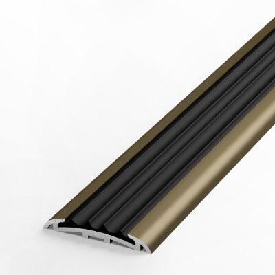 фото Противоскользящая накладка на ступени Лука ПС08-1, длина 2,7 м, алюминиевая анод бронза 04л, вставка из ПВХ черная 470