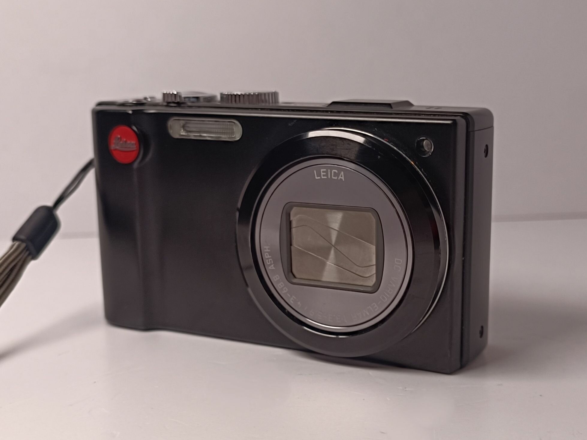 фото Фотоаппарат Лейка Leica V-LUX 30 реставрация