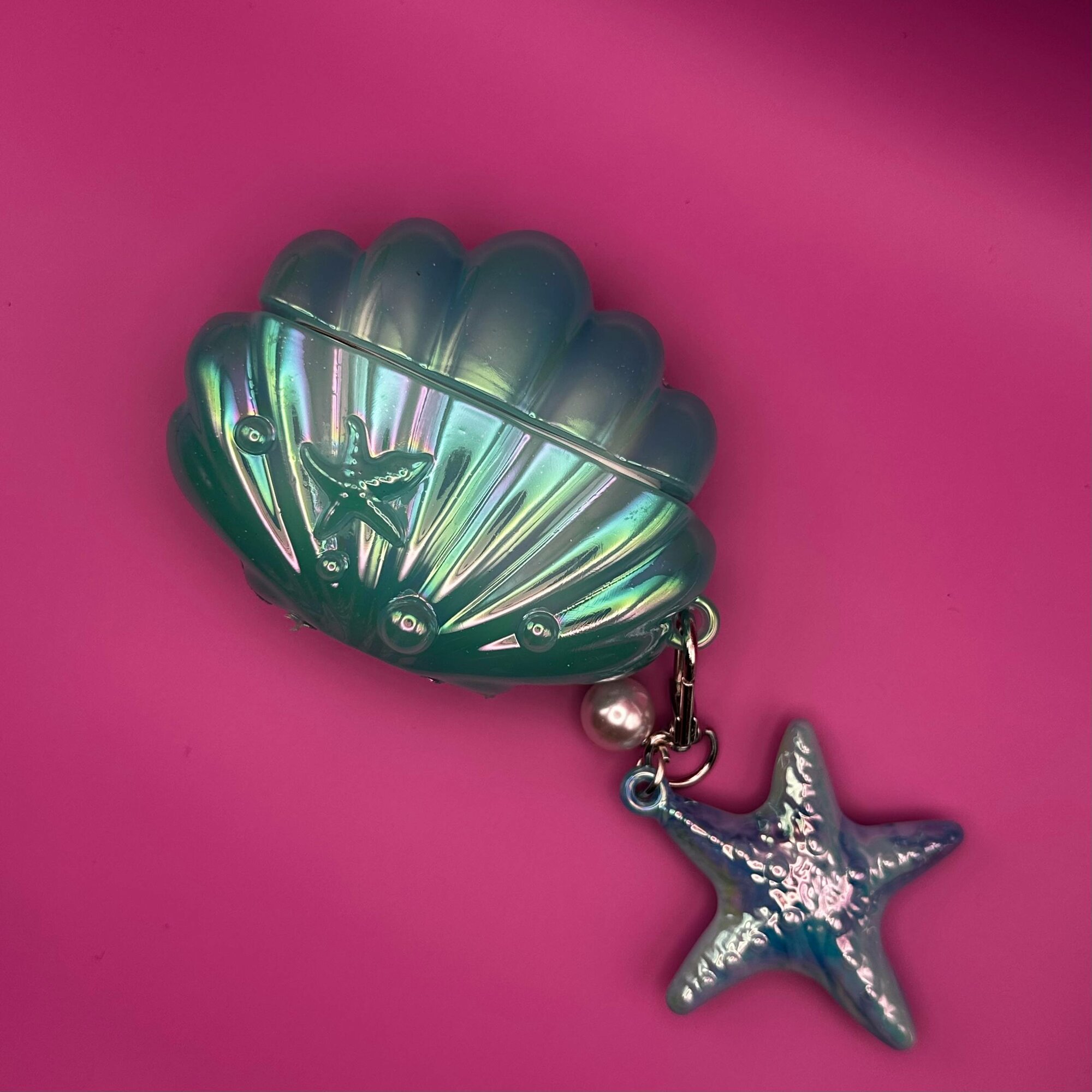 Чехол для наушников AirPods Pro/Pro2 "MERMAID SEASHELL" / "бирюзовая ракушка", силиконовый, бирюзово-перламутровый цвет