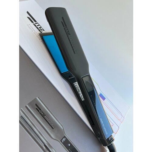 Утюжок титановые пластины MZ Titanium космос голубые пластины глянец 600000₽