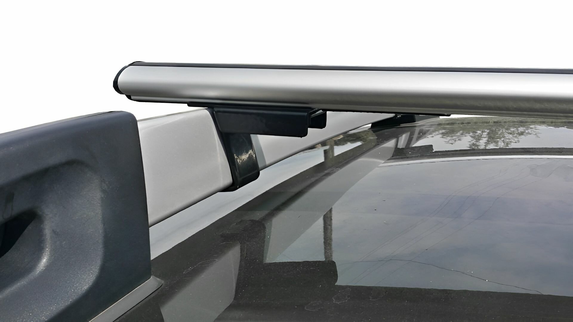 Крыловидный багажник для Renault Duster 1 рестайлинг 2015 - 2021 гг (аэро дуга, серебро)на рейлинги (110 см) Концепт Авто