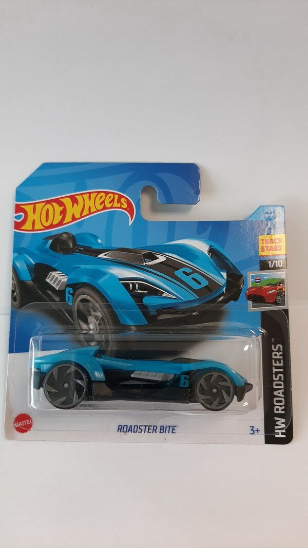 Машинка коллекционная Hot Wheels ROADSTER BITE