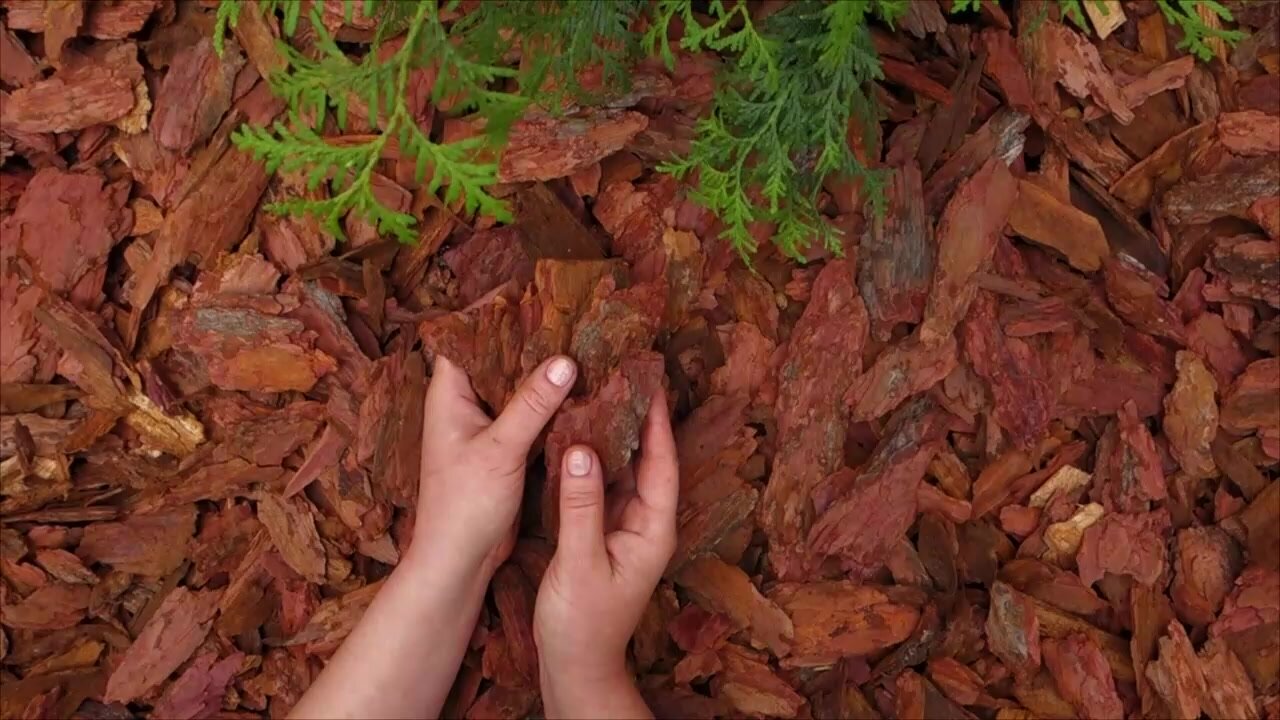 Мульча из коры сосновой средняя (2-5 см) ЭкоТорг, 60 л. Комплект 8шт — фото 1