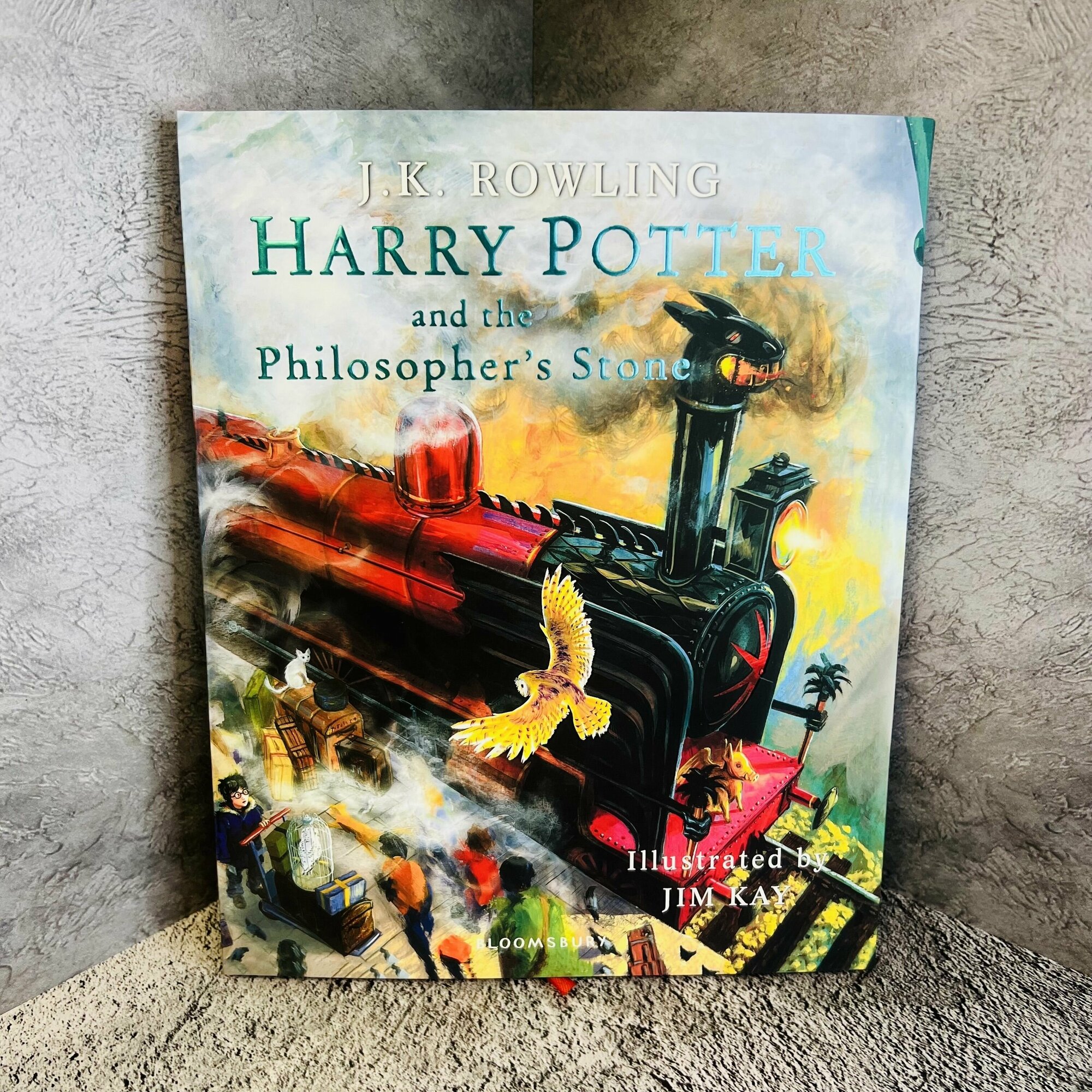 Harry Potter illustrated by Jim Kay, Bloomsbury 5 books set, набор из пяти книг + подарок — фото 1