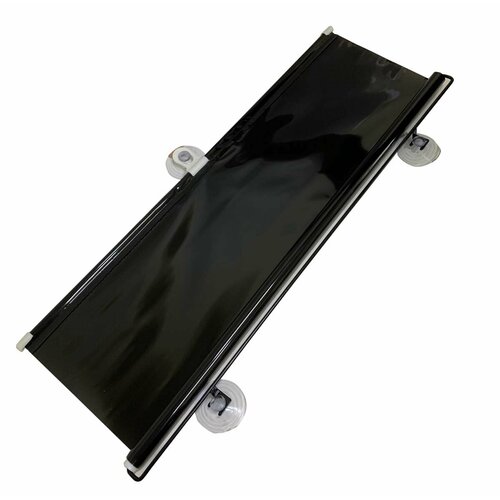 Шторка на лобовое стекло 70х130 см, светопропускание 5 %, на присосках