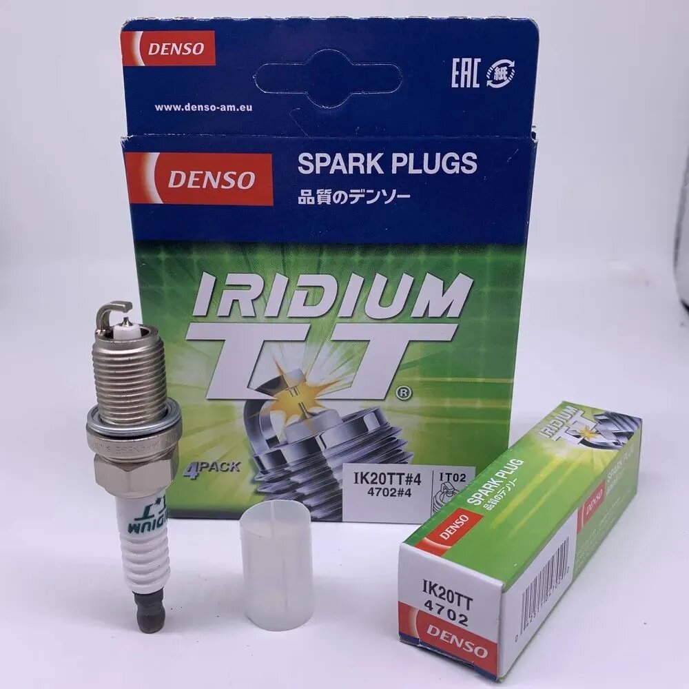 Комплект свечей зажигания DENSO 4702 Iridium IK20TT 4 шт