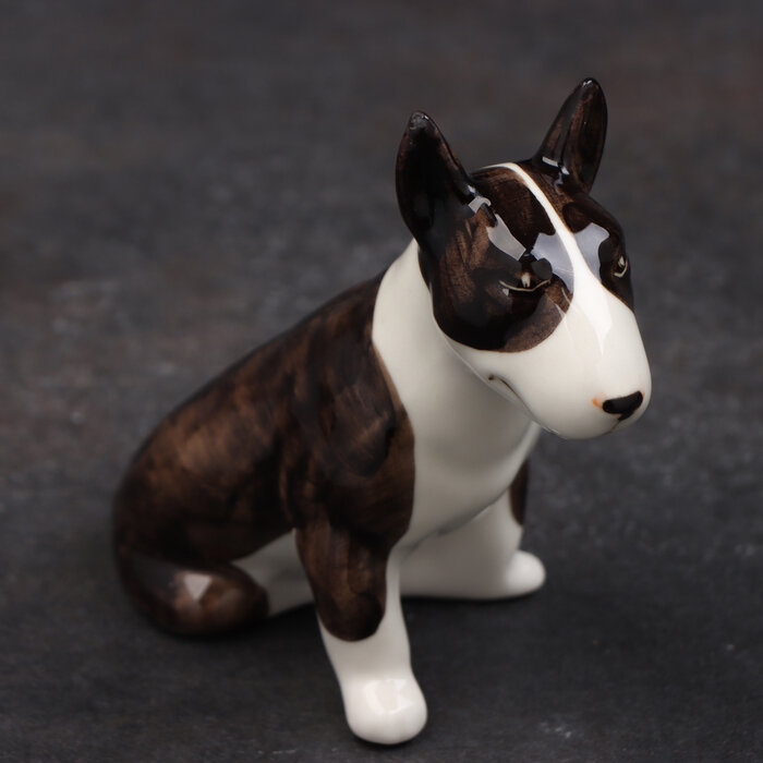 фото Статуэтка фарфоровая "Бультерьер чёрно-белый", 10 см, авторская роспись
