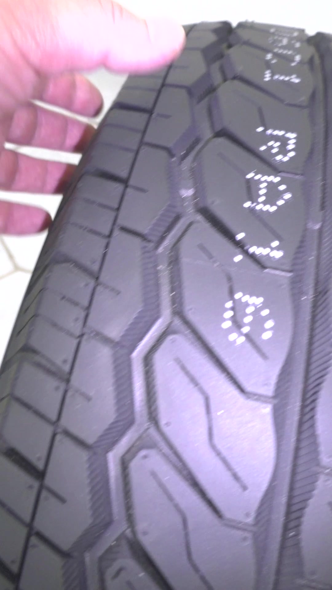 225/65R16C Habilead RS01 112/110T — фото 1