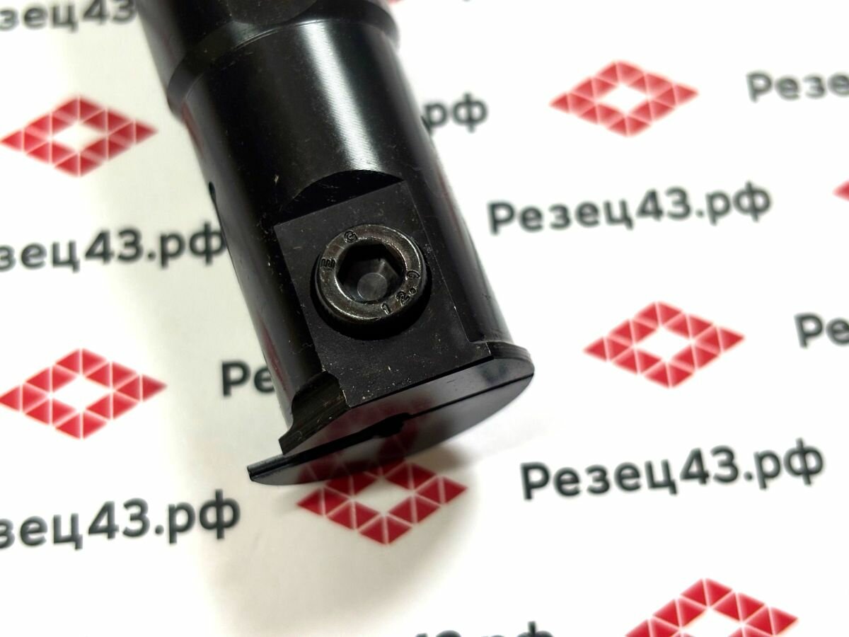 Резец токарный канавочный внутренний MGIVL3125-2T6