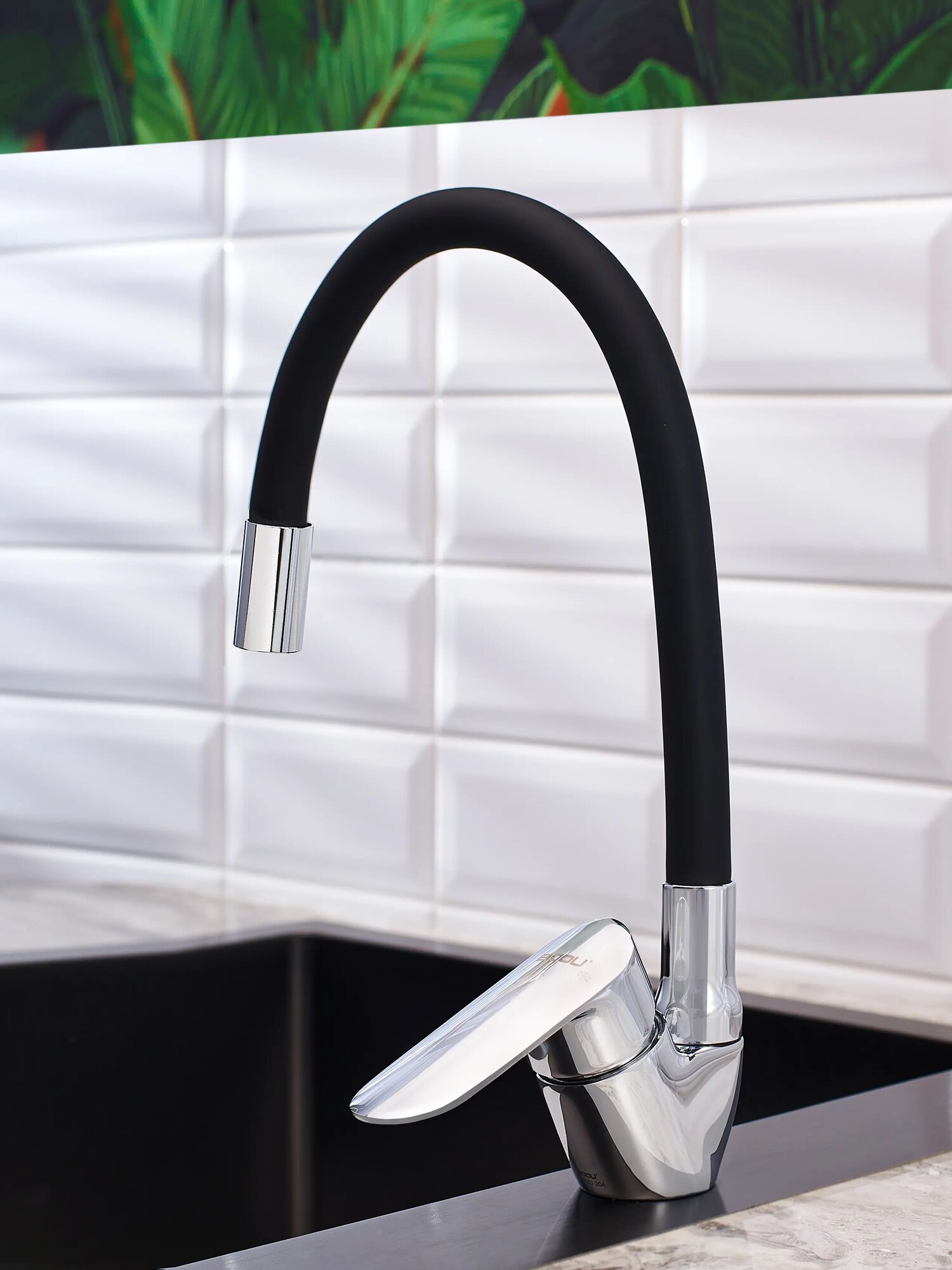 Смеситель для кухни, Boou B8274-10F-E307A, латунь, однорычажный, с гибким изливом, черный