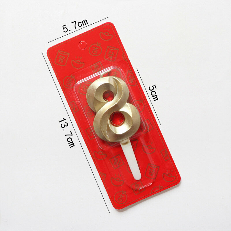 Свечи в форме цифр на день рождения. Каждая цифра имеет индивидуальный дизайн и смотрится на торте ярко и красиво