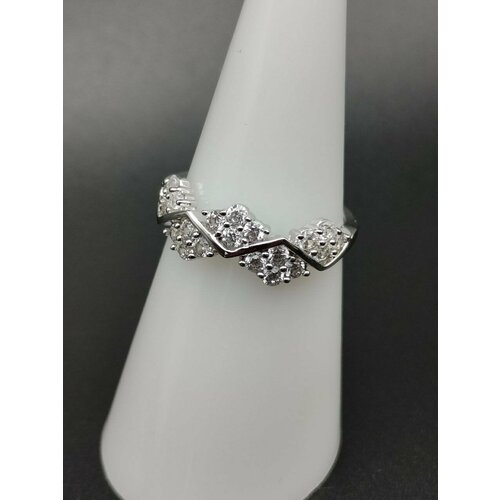 фото Кольцо помолвочное, кристалл, белый, серебряный reniva