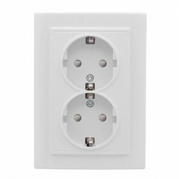 фото Розетка 3P+E+N 32A IP44 ДКС