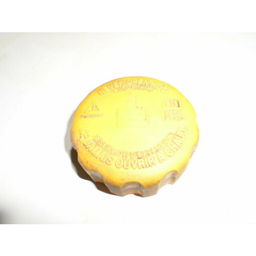 Крышка бачка расширительного 96420303 94539597 96536649 Авео Матиз Ланос Лачетти Нексия Фокус 452₽