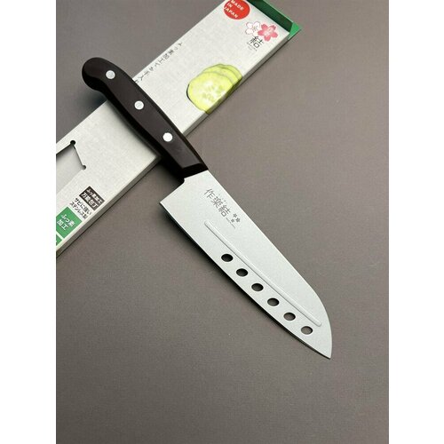Нож кухонный Сантоку с отверстиями, 165 мм, Stanless Steel, антибактериальное пок - SAKURA YUI