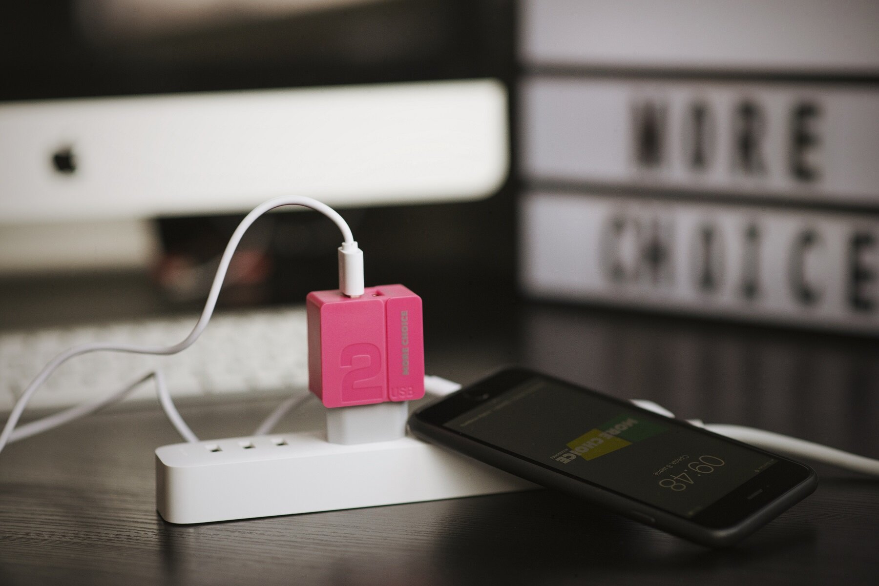 Зарядное устройство сетевое More Choice 2*USB 2.4A для micro USB 1м Green - фото №9